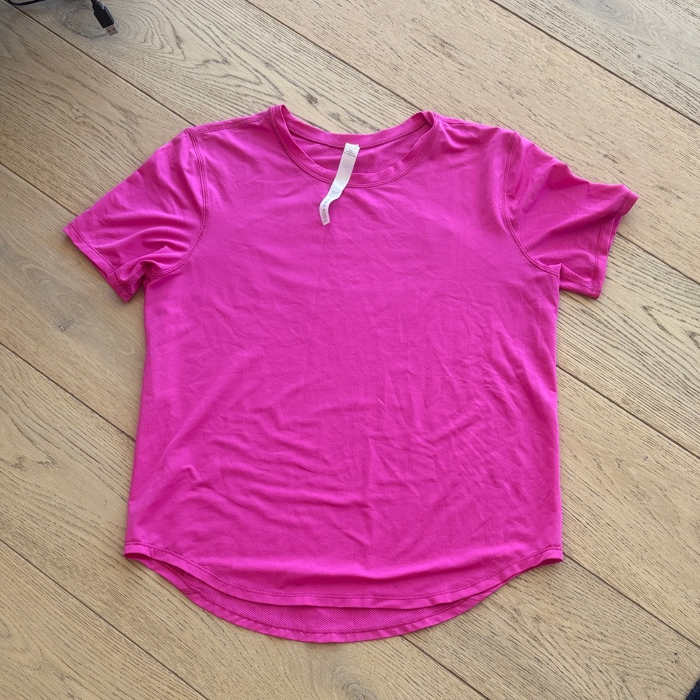 lululemon athletica Vibrant Pink Short Sleeve Tee